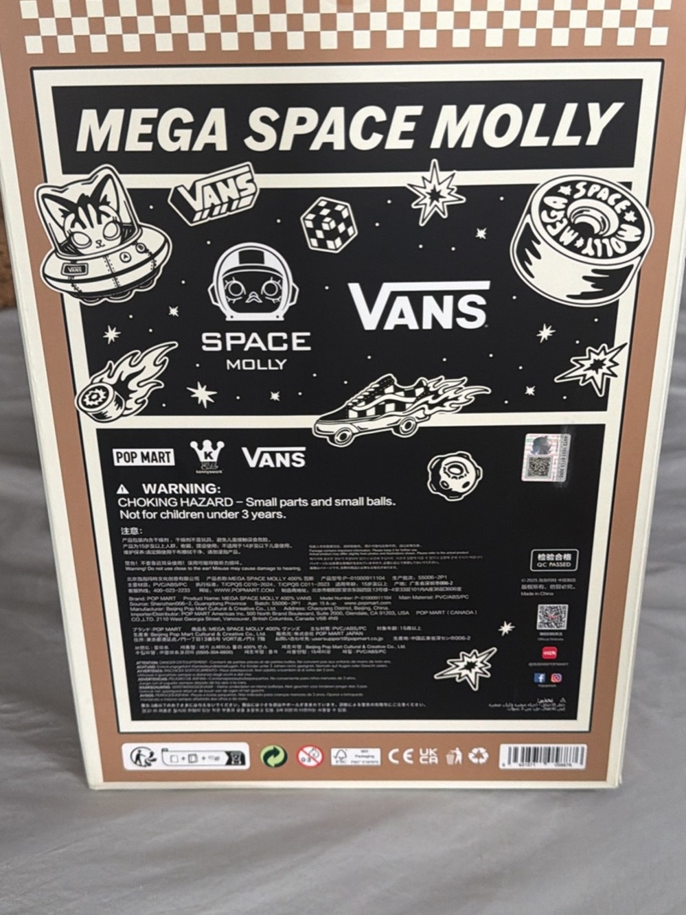 Vans Mega Space Molly Box – Black and Tan Graphic Packaging - Picture 3 of 5